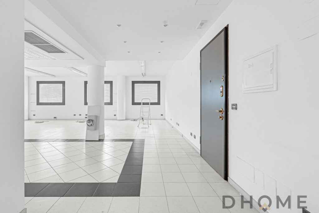 Appartamento in vendita con design moderno e finiture di alta qualità.