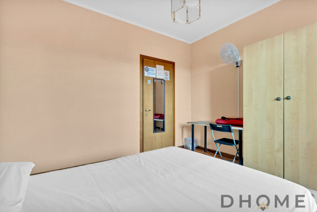 Camera doppia in affitto presso DHOME, ambiente confortevole e funzionale.