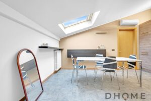 Appartamento in affitto a Maciachini, ultimo piano con ampie finestre e aria condizionata.