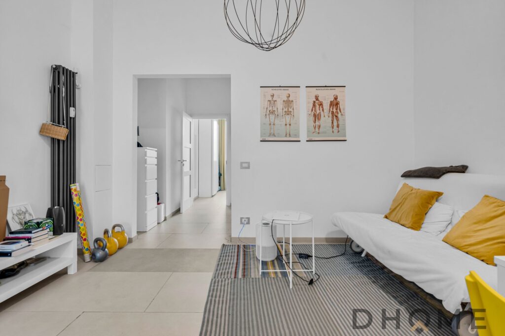 Appartamento bilocale ristrutturato in vendita a Sesto San Giovanni, ideale per investimento o prima.